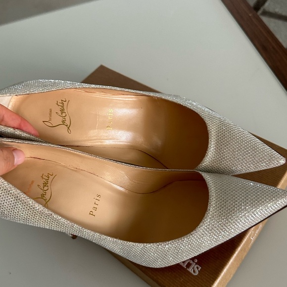 Nwt Christian Louboutin white spark pumps - Picture 4 of 4